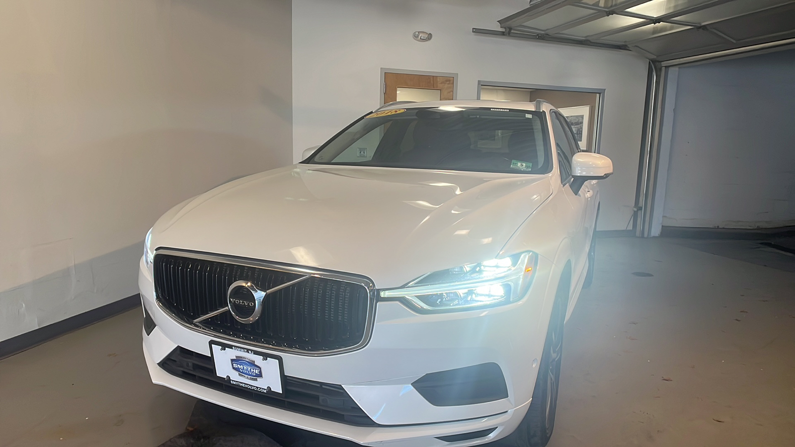 2018 Volvo XC60 T5 Momentum 1