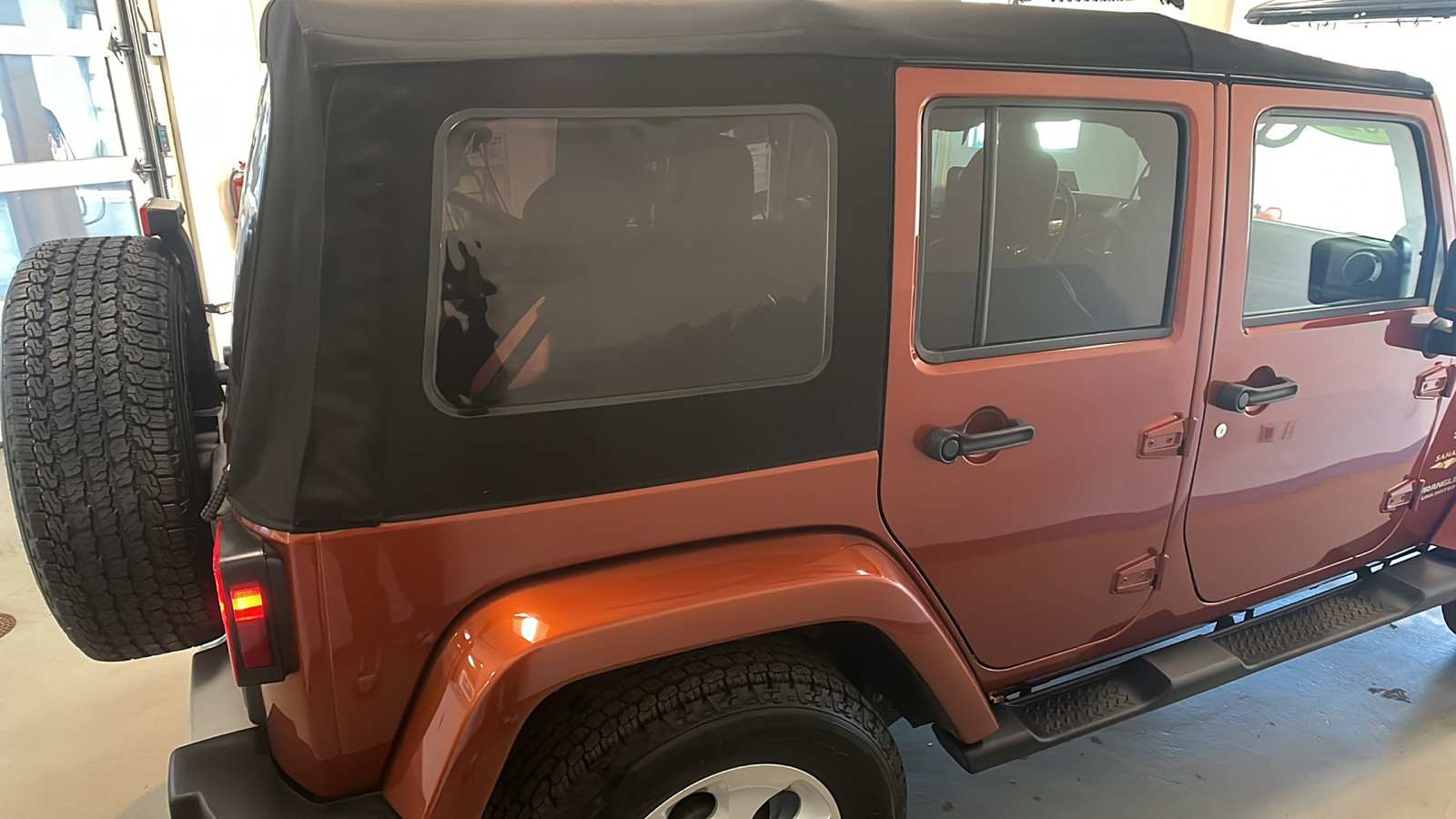 2014 Jeep Wrangler Unlimited Sahara 7