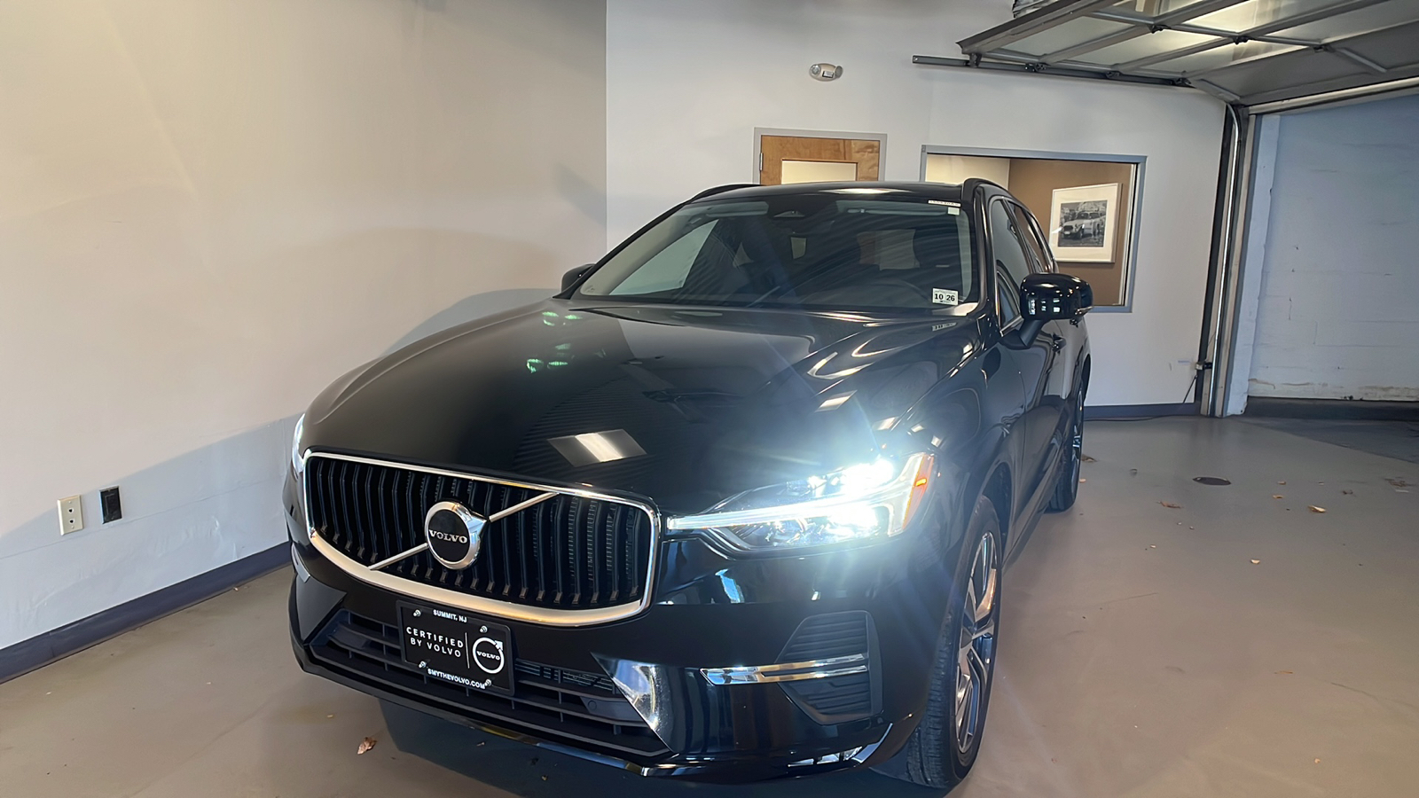 2022 Volvo XC60 B5 Momentum 1