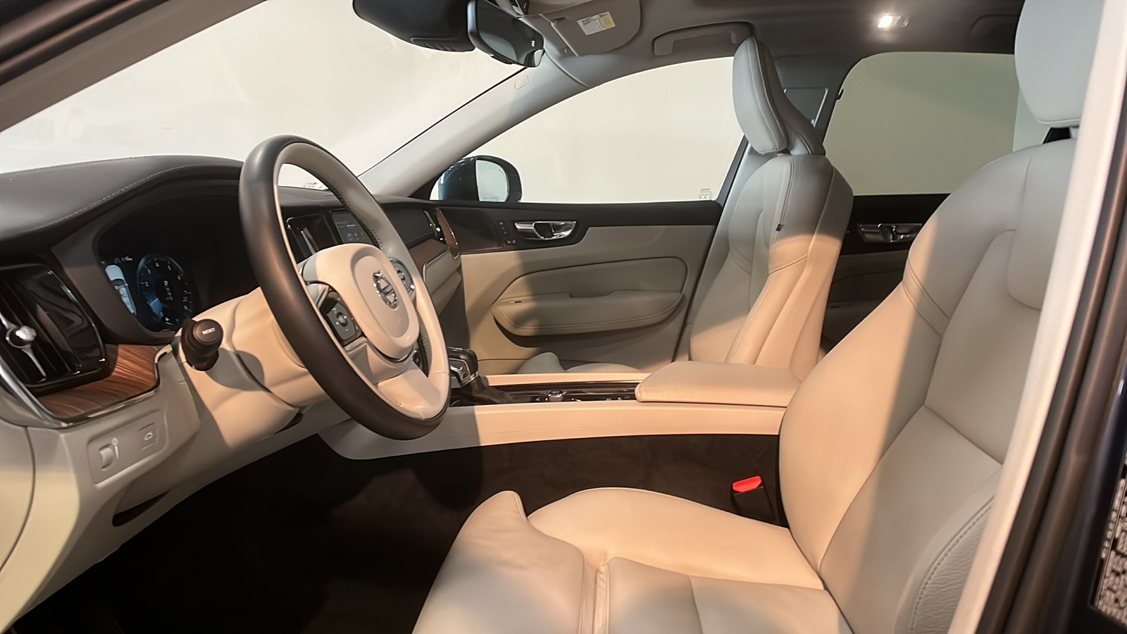 2019 Volvo XC60 T5 Inscription 12