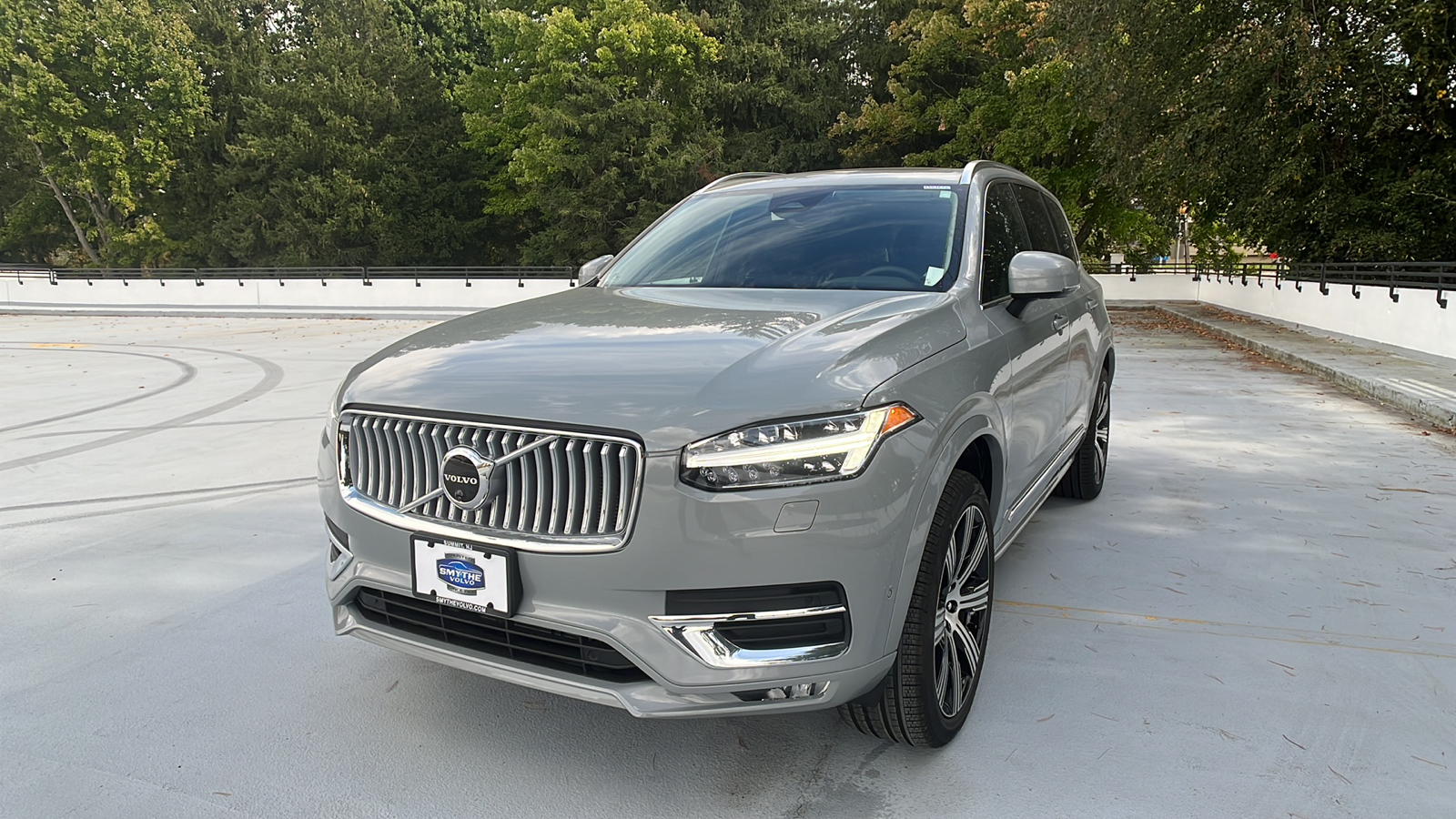 2025 Volvo XC90 B6 Plus 7-Seater 1