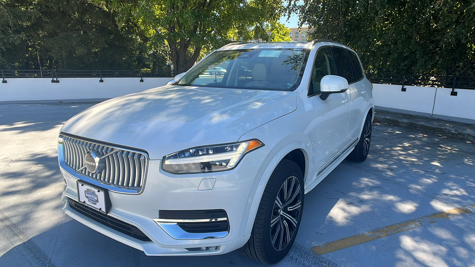 2025 Volvo XC90 B5 Core 1