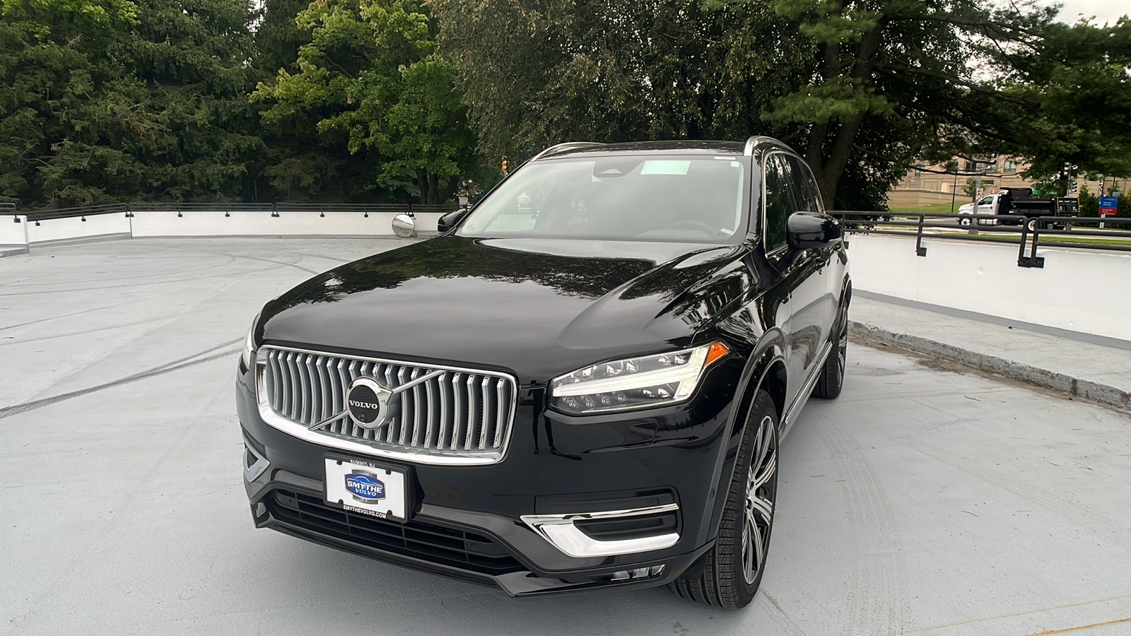 2025 Volvo XC90 B6 Plus 7-Seater 1