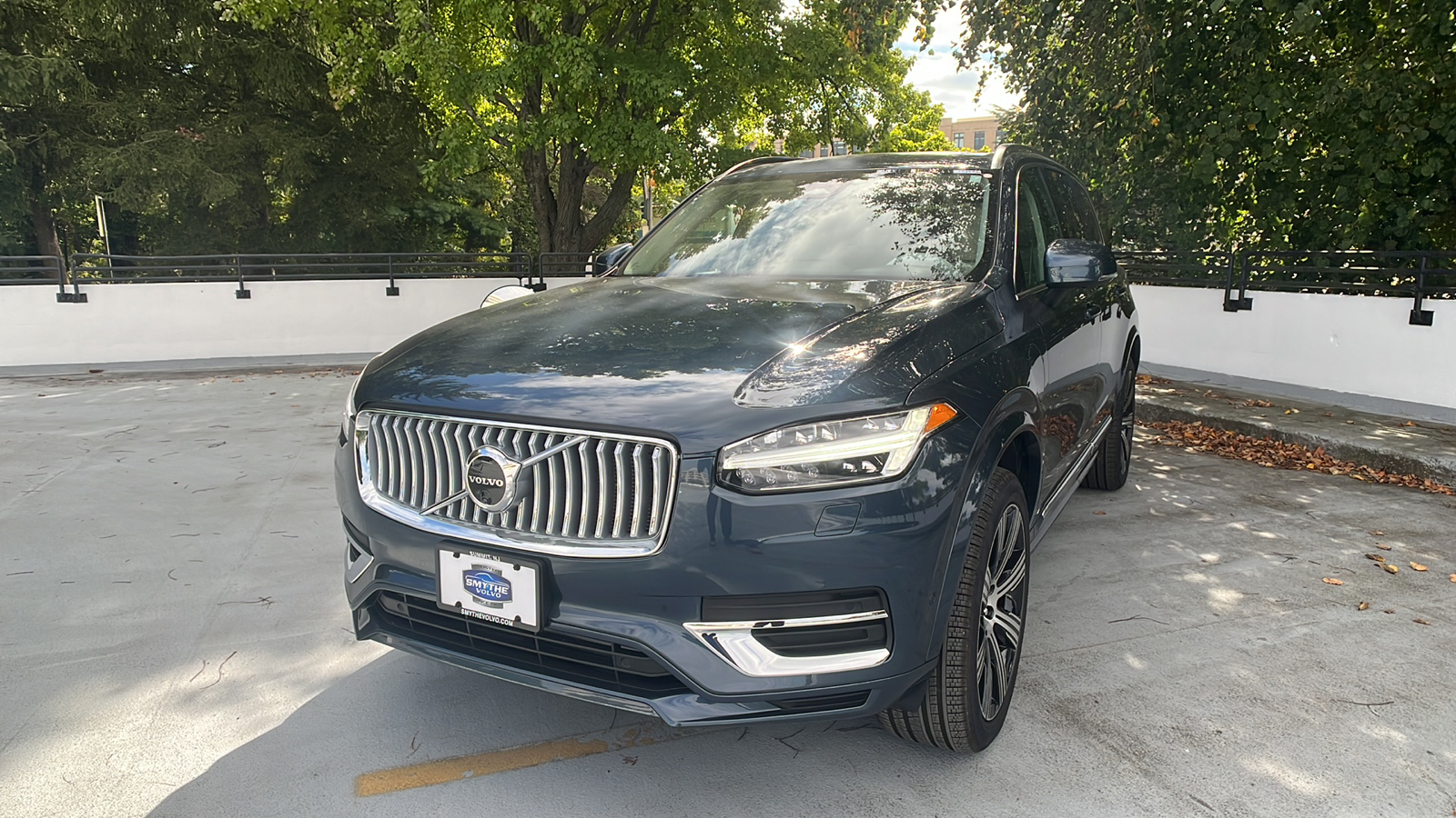 2025 Volvo XC90 Plug-In Hybrid T8 Plus 1