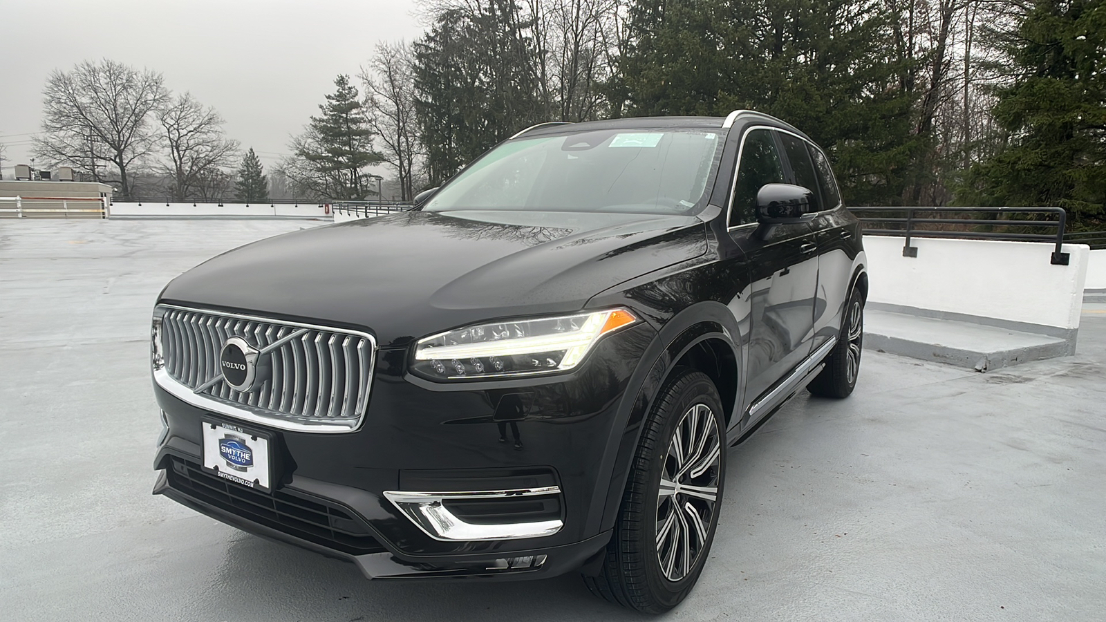 2025 Volvo XC90 B5 Core 1