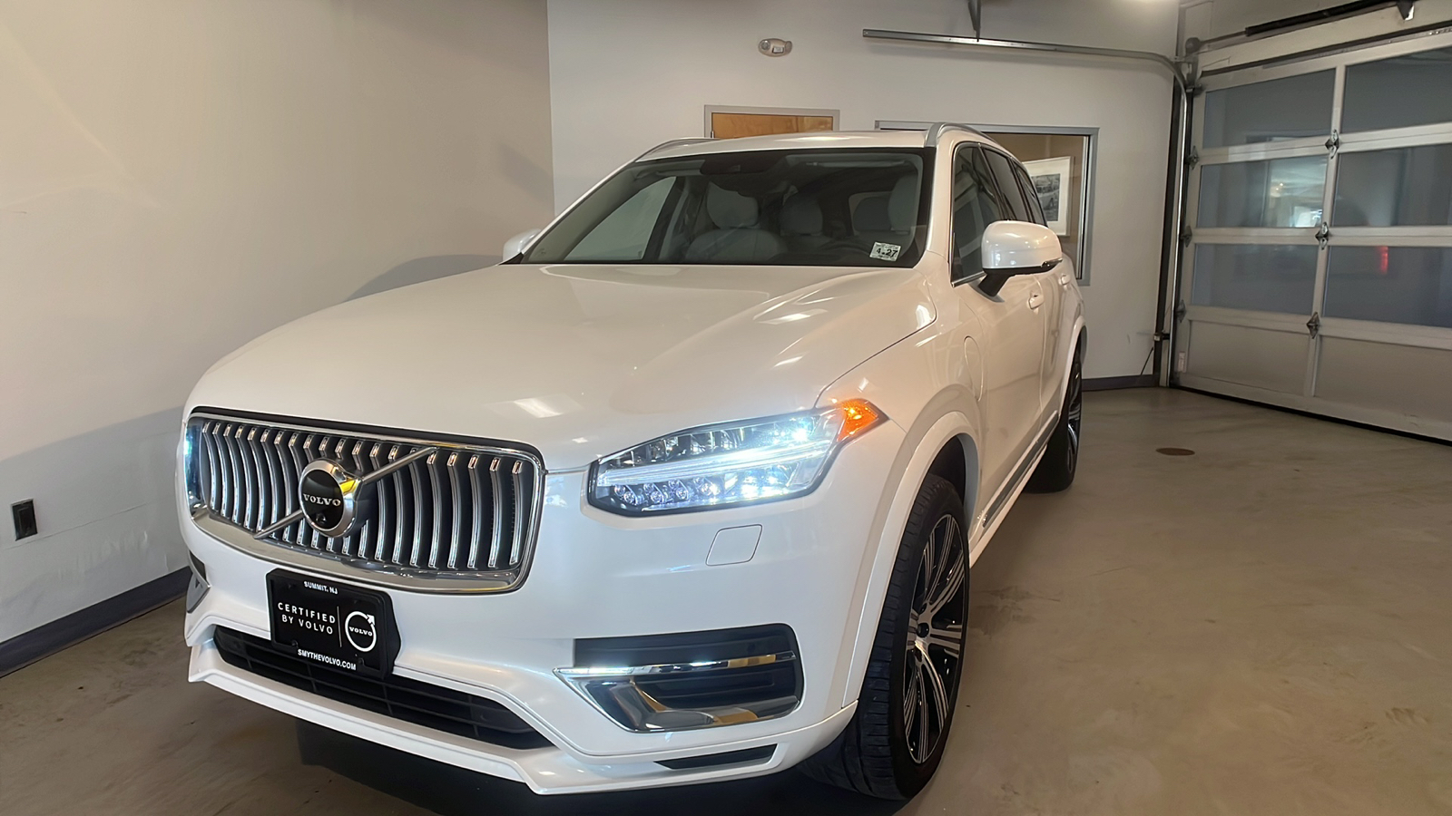 2022 Volvo XC90 Recharge Plug-In Hybrid T8 Inscription Expression Extended Range 7P 1