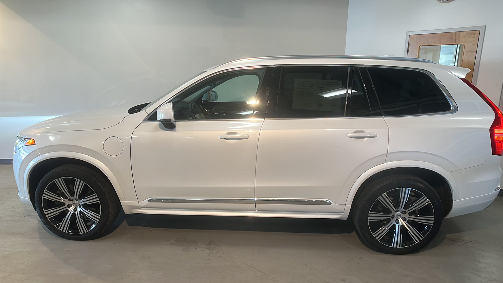 2022 Volvo XC90 Recharge Plug-In Hybrid T8 Inscription Expression Extended Range 7P 2