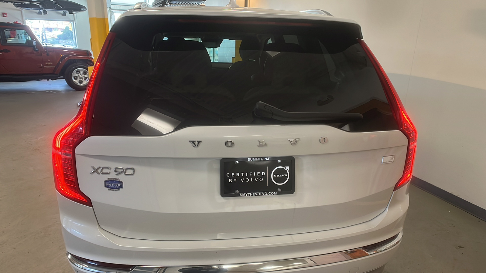 2022 Volvo XC90 Recharge Plug-In Hybrid T8 Inscription Expression Extended Range 7P 4