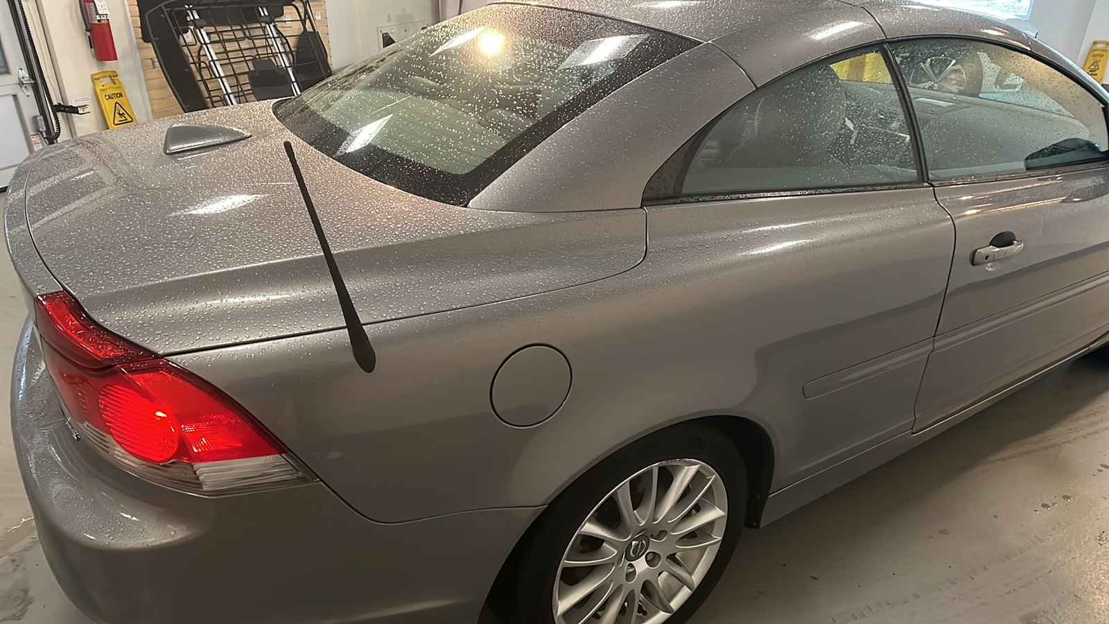 2007 Volvo C70  8