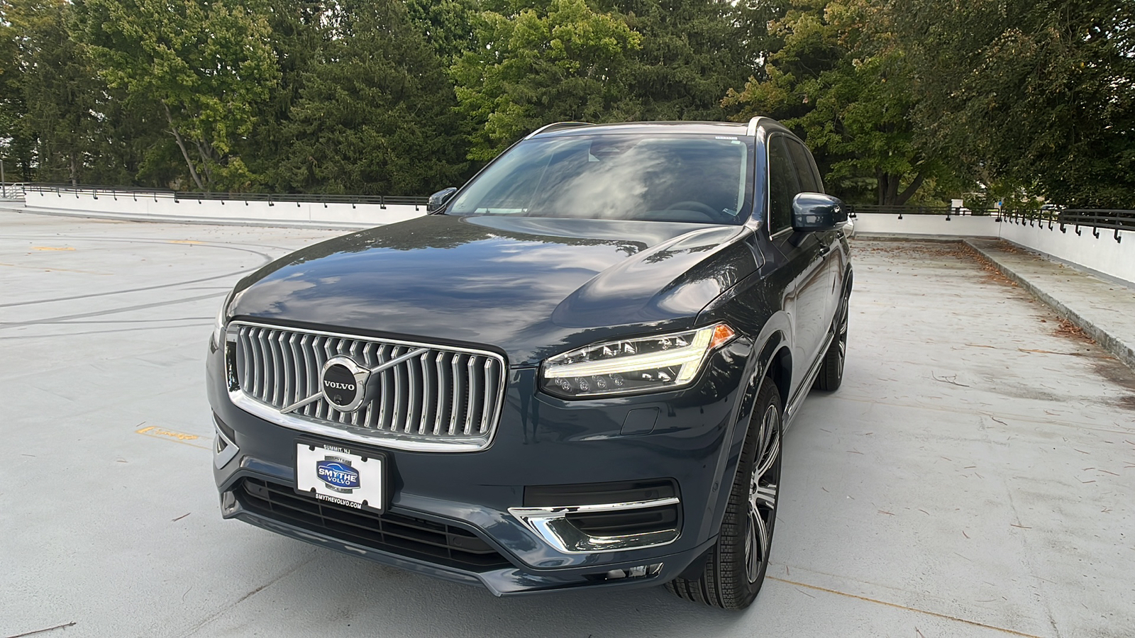 2025 Volvo XC90 B6 Plus 7-Seater 1