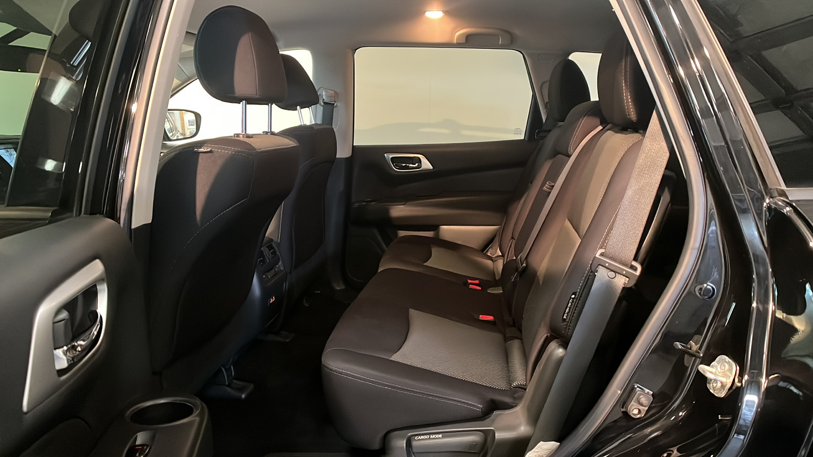2019 Nissan Pathfinder SV 8