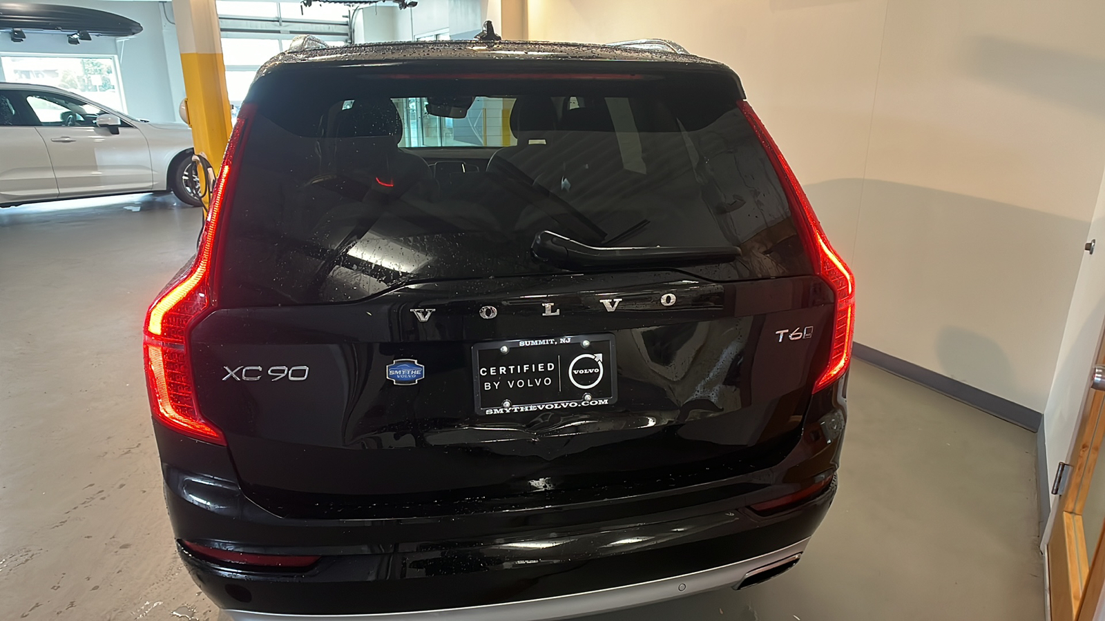 2021 Volvo XC90 T6 Momentum 4