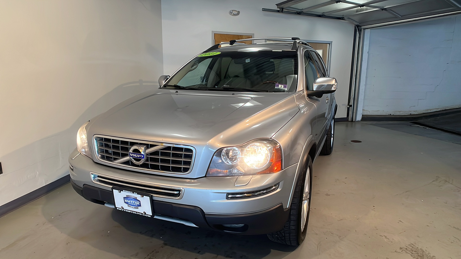 2011 Volvo XC90  1