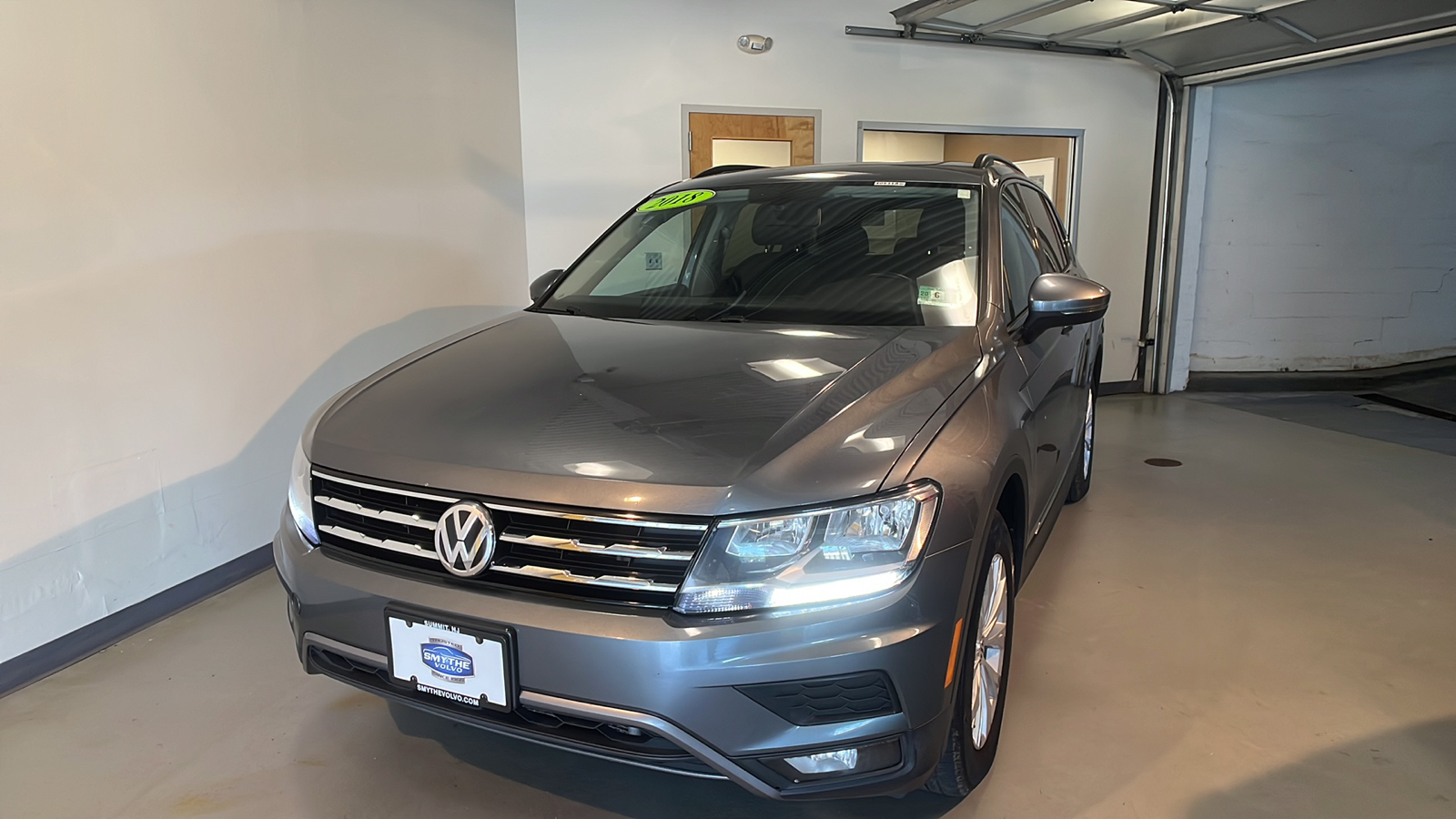 2018 Volkswagen Tiguan 2.0T SE 1