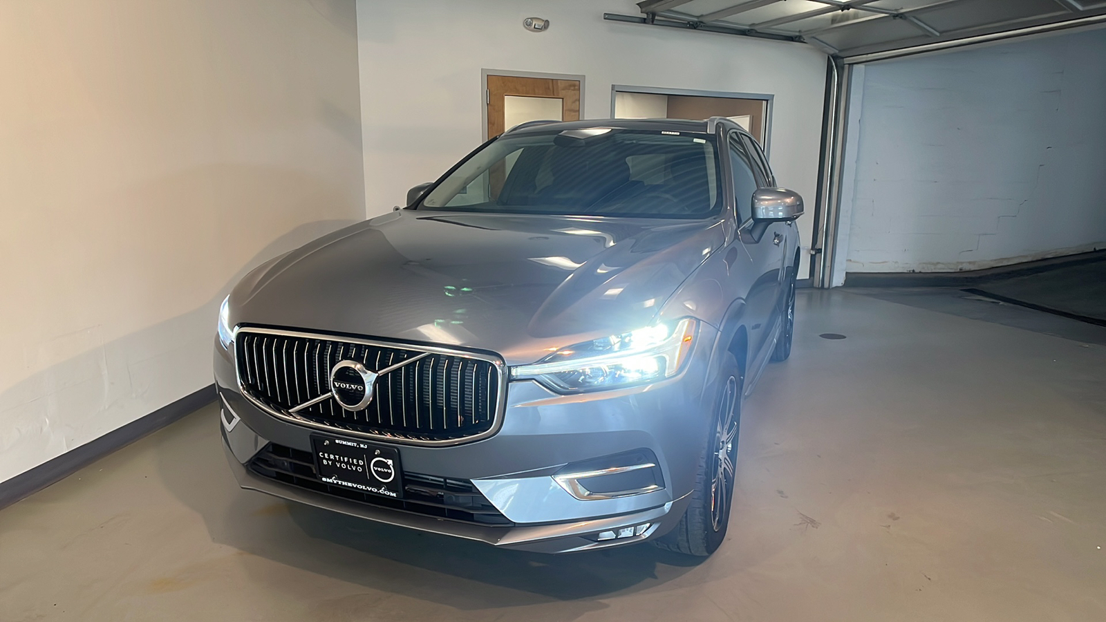 2021 Volvo XC60 T5 Inscription 1