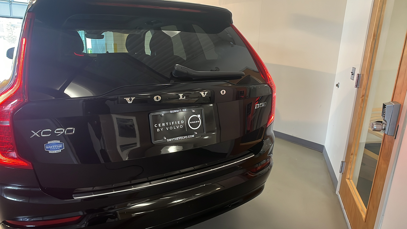 2023 Volvo XC90  4