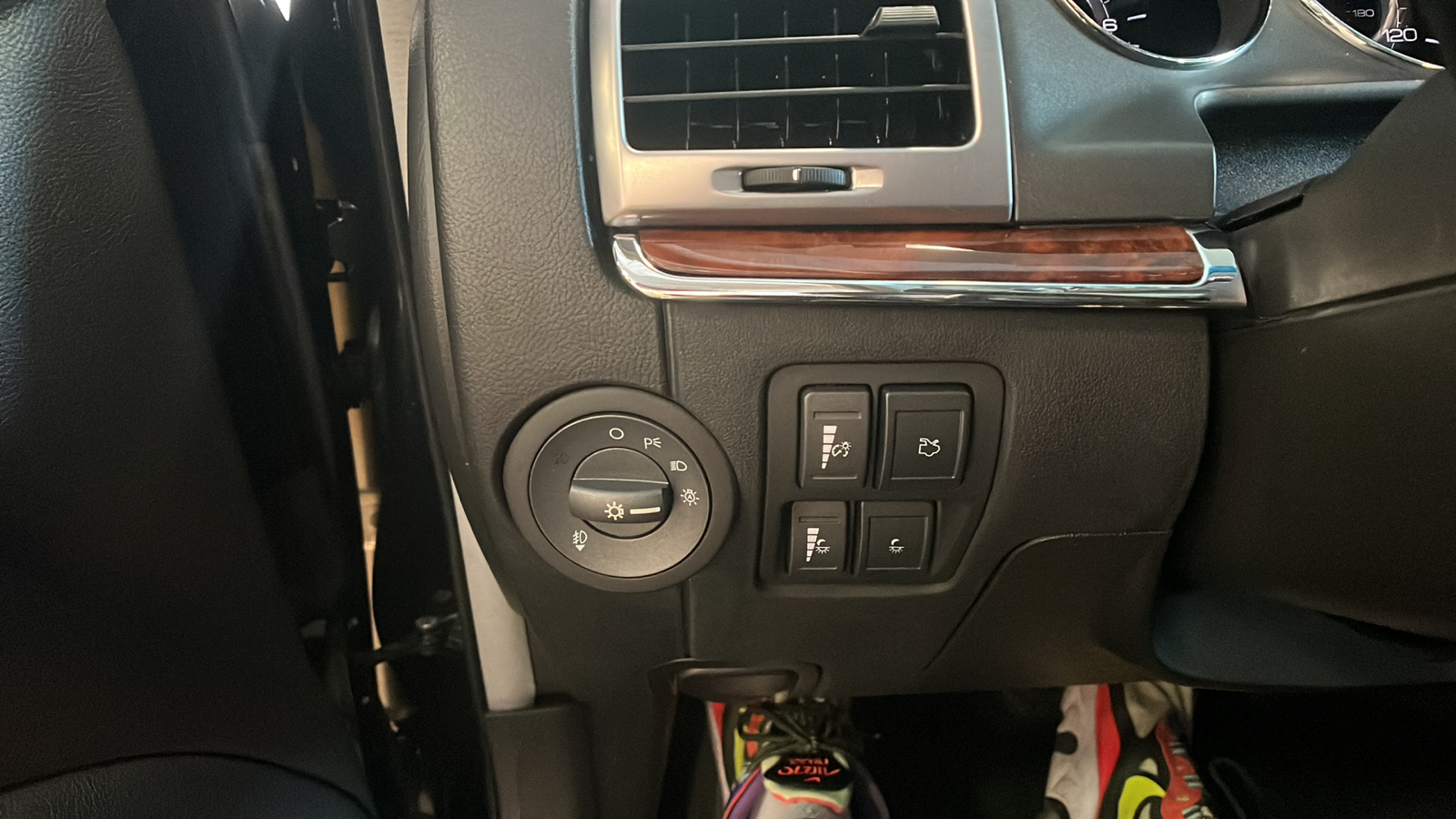 2010 Lincoln MKZ Base 6