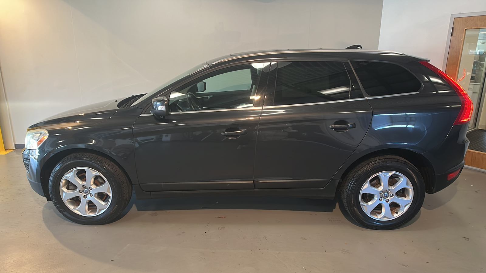 2013 Volvo XC60 3.2 Premier Plus 2