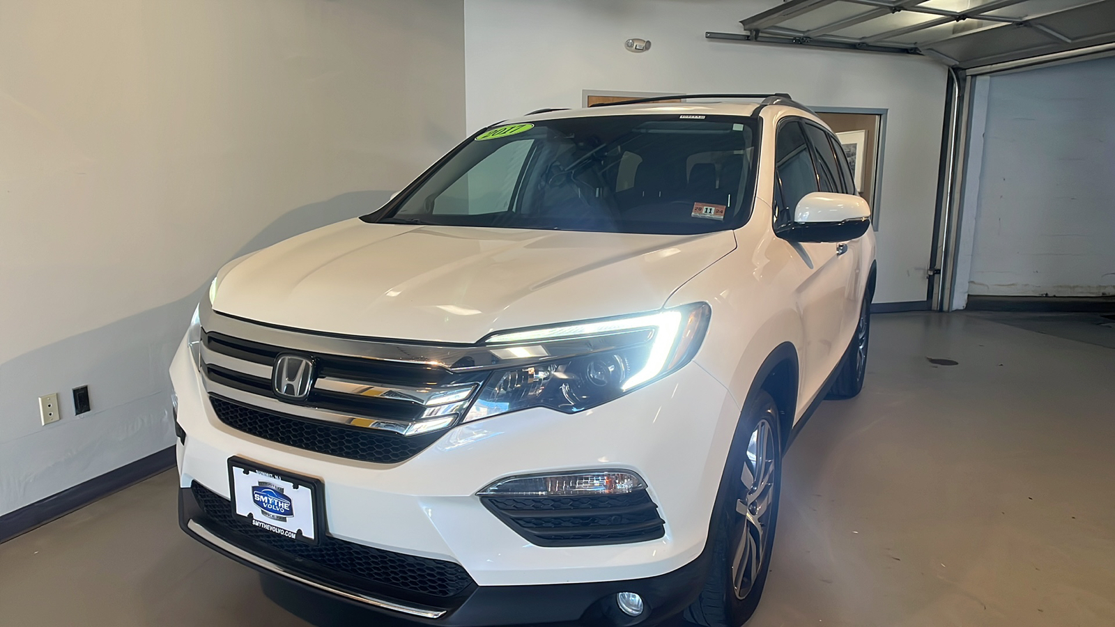 2017 Honda Pilot Elite 1