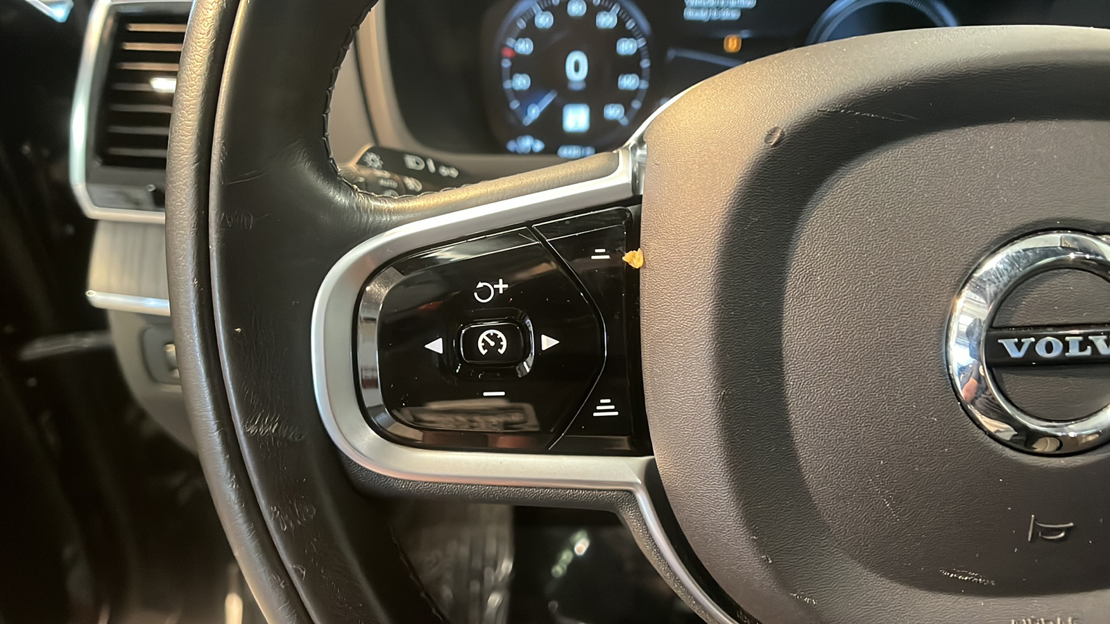 2021 Volvo XC90 Recharge Plug-In Hybrid T8 Inscription 7 Passenger 17