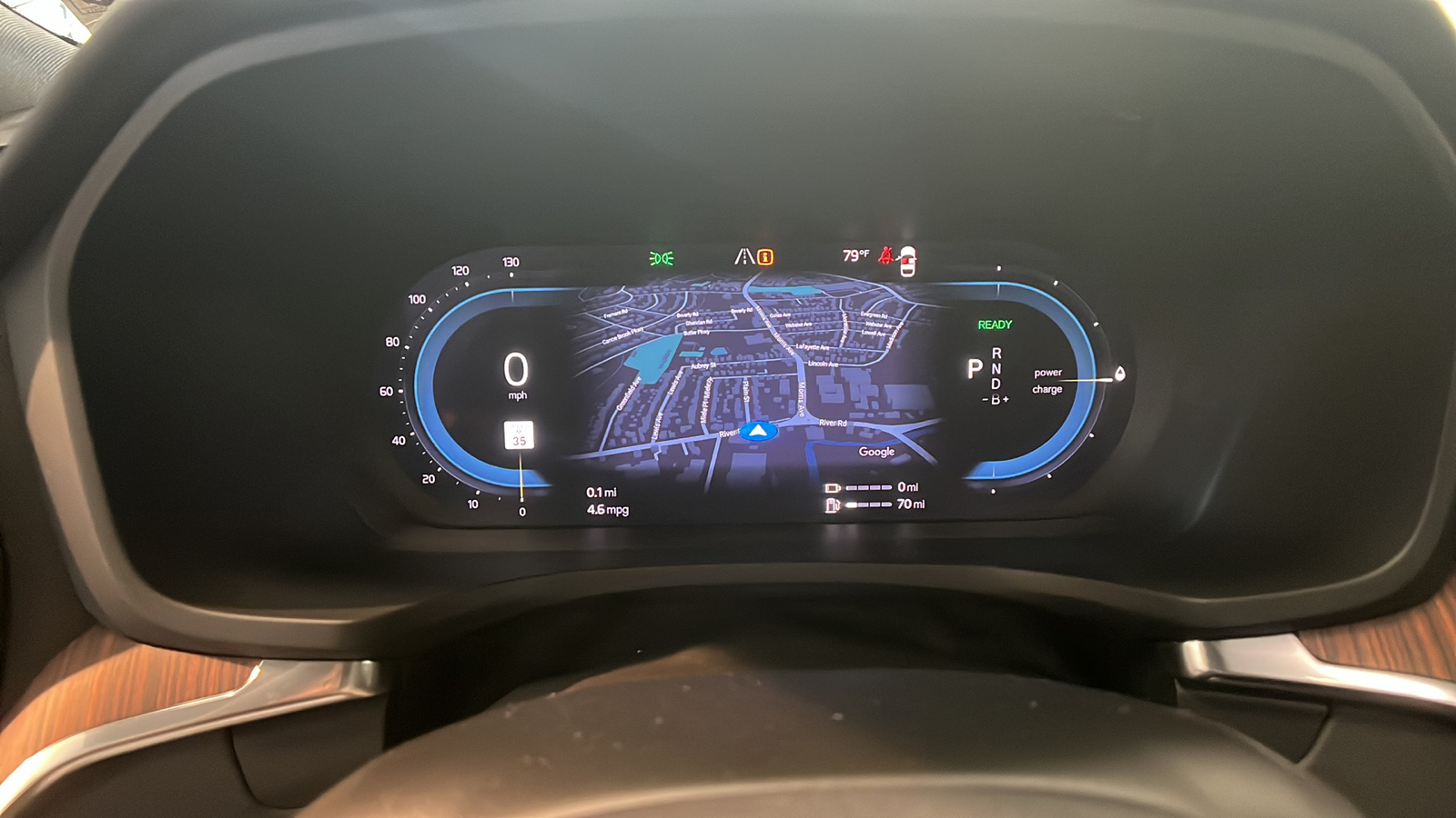 2023 Volvo S60 Recharge Plug-In Hybrid T8 Plus Black Edition 17