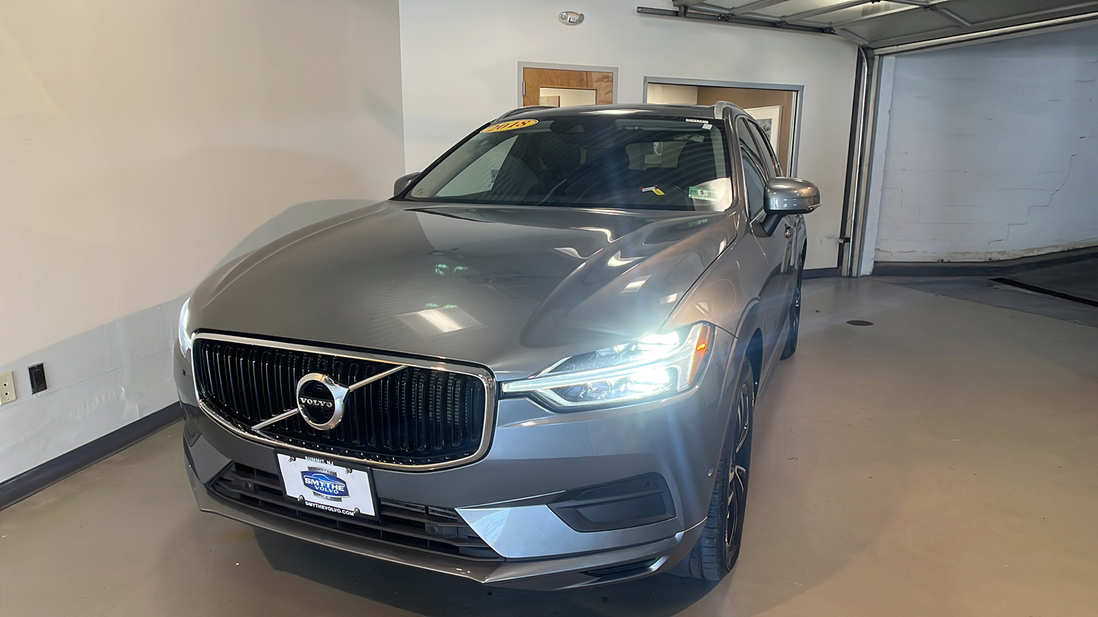 2018 Volvo XC60 T6 Momentum 1