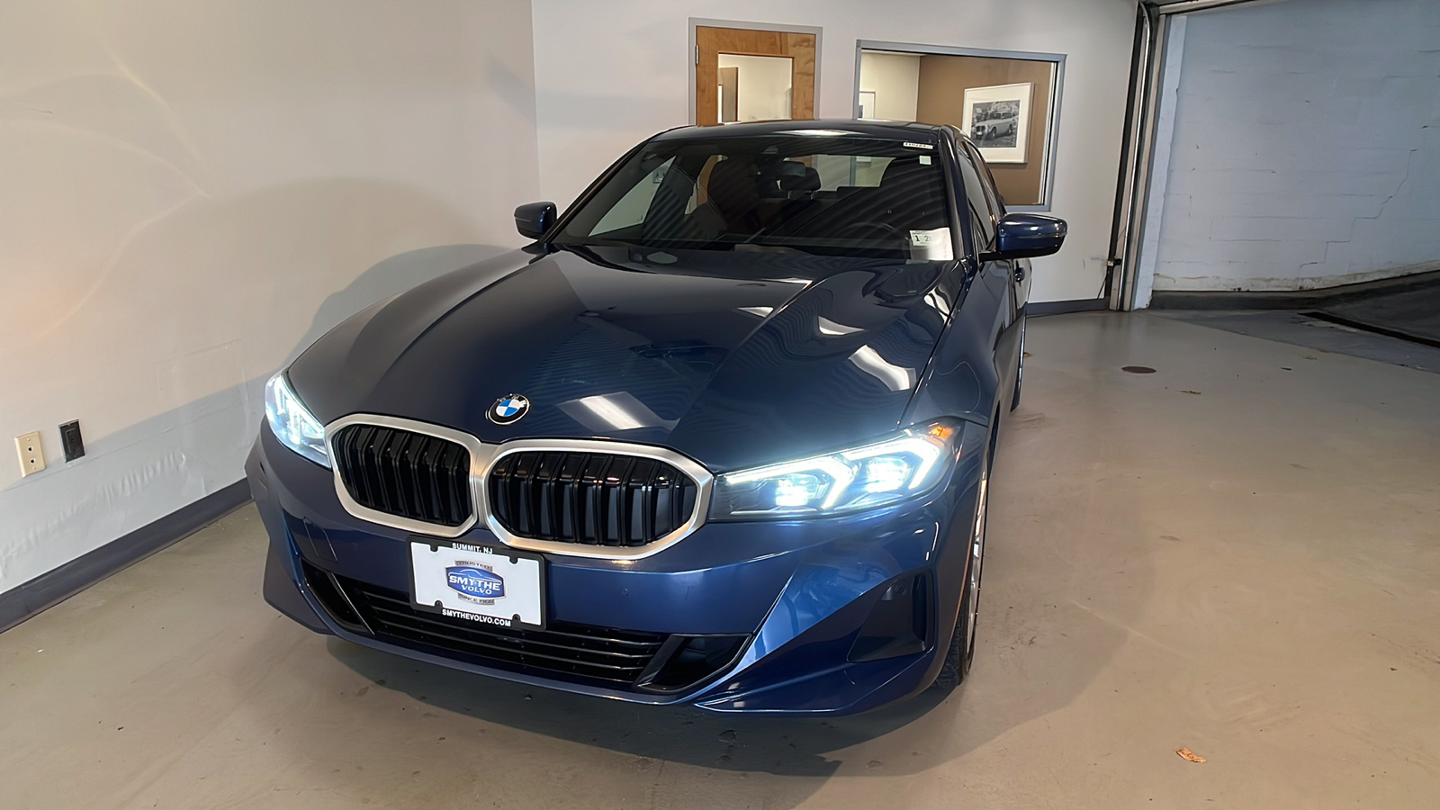 2023 BMW 3 Series 330i xDrive 1