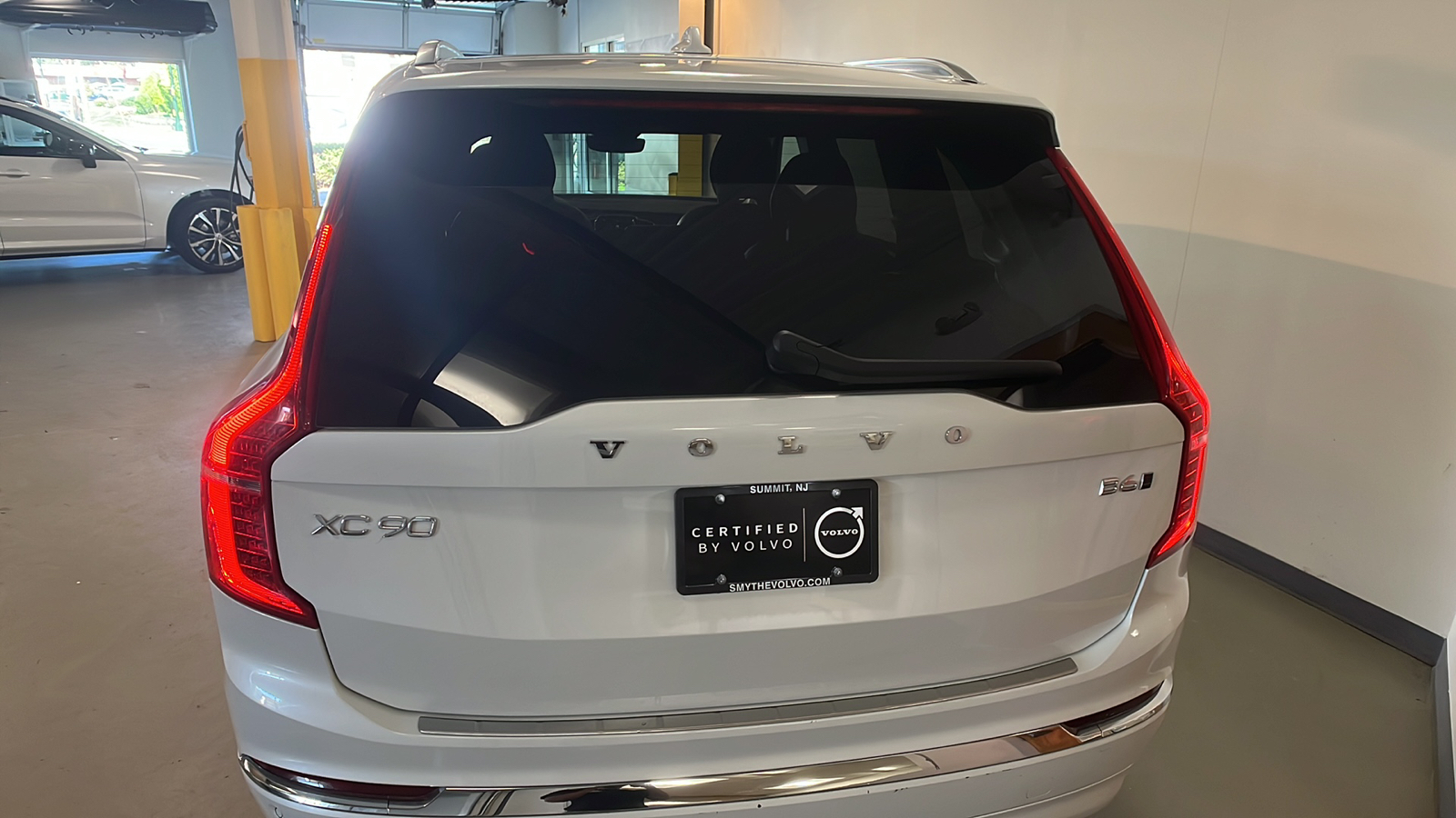 2023 Volvo XC90 B6 Plus 7-Seater 4