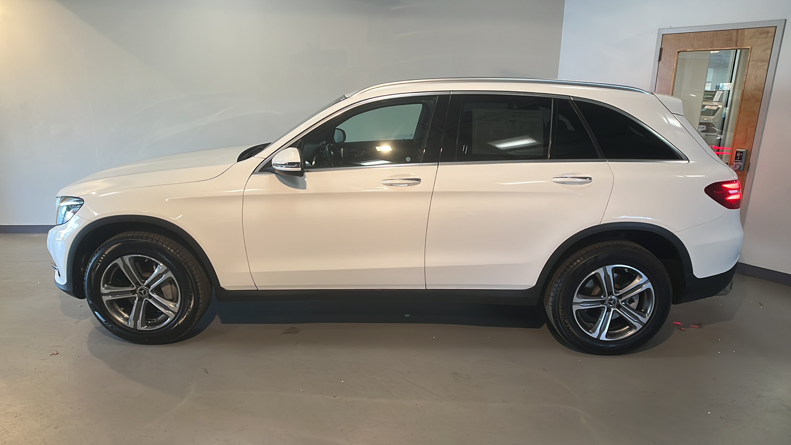 2018 Mercedes-Benz GLC GLC 300 2