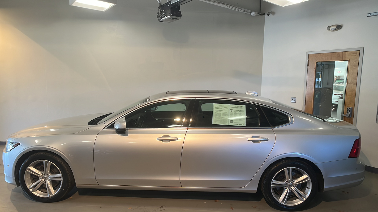 2018 Volvo S90 T5 Momentum 2