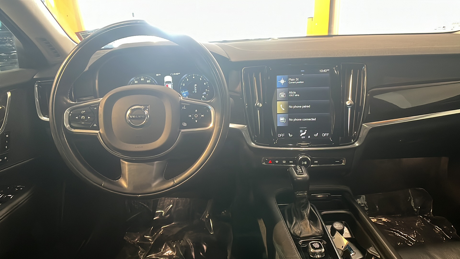 2018 Volvo S90 T5 Momentum 10