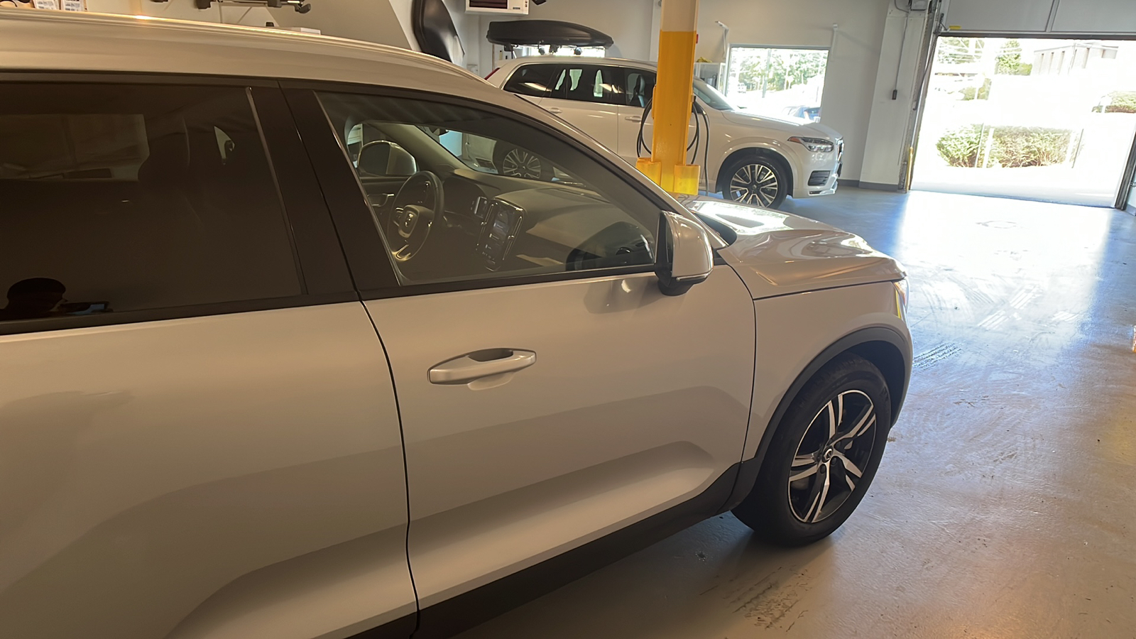 2023 Volvo XC40 B5 Core 7