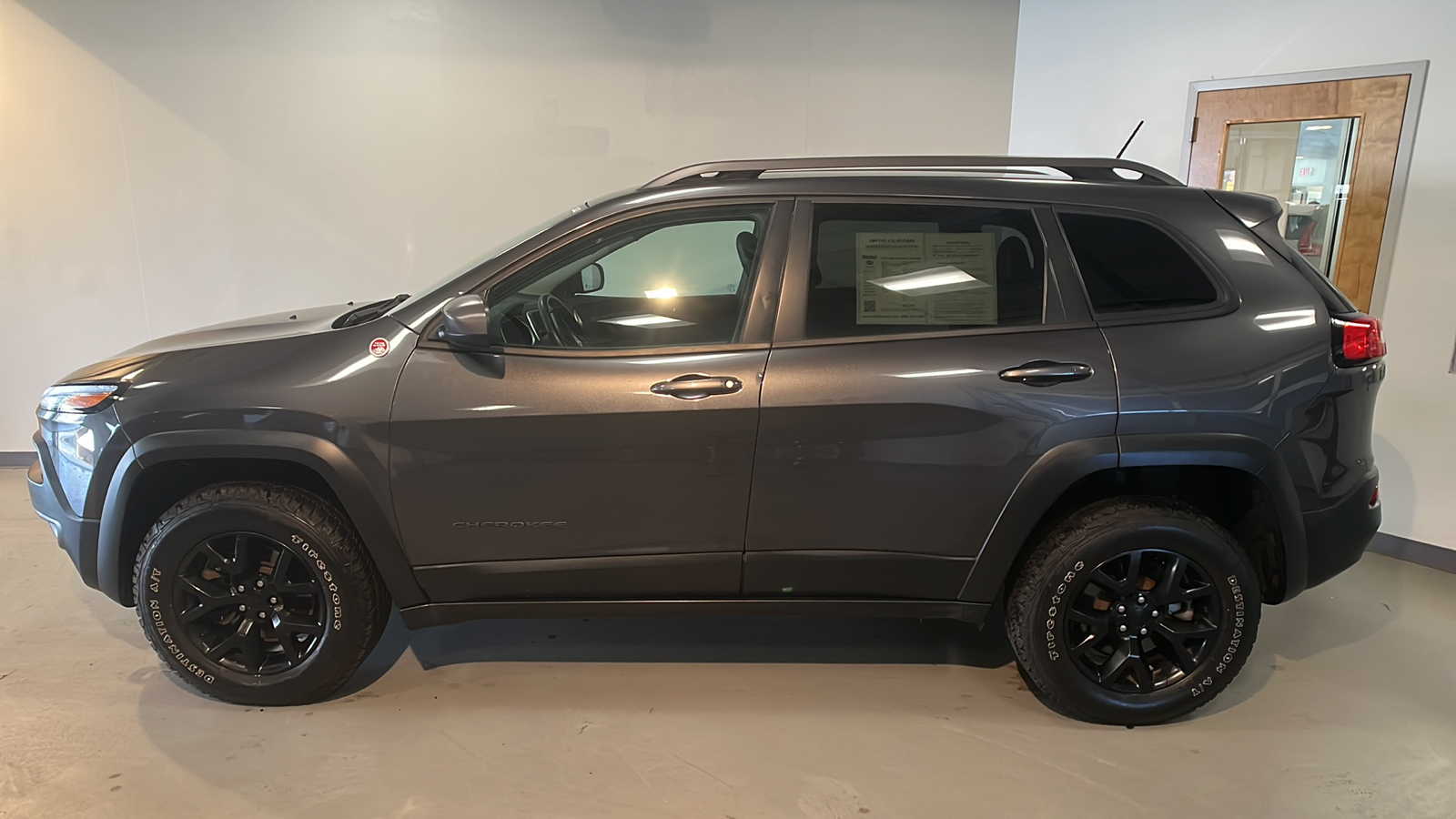 2015 Jeep Cherokee Trailhawk 2