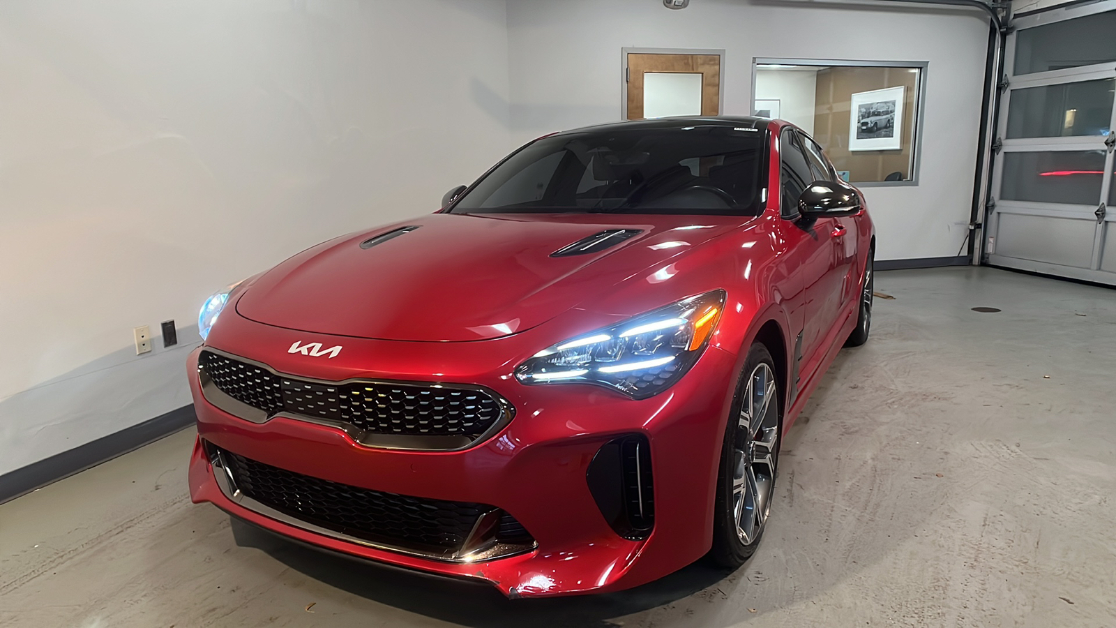 2022 Kia Stinger  1