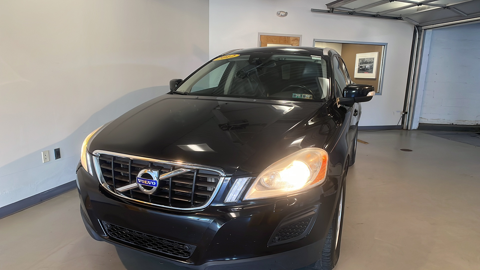 2012 Volvo XC60 3.2 Premier Plus 1