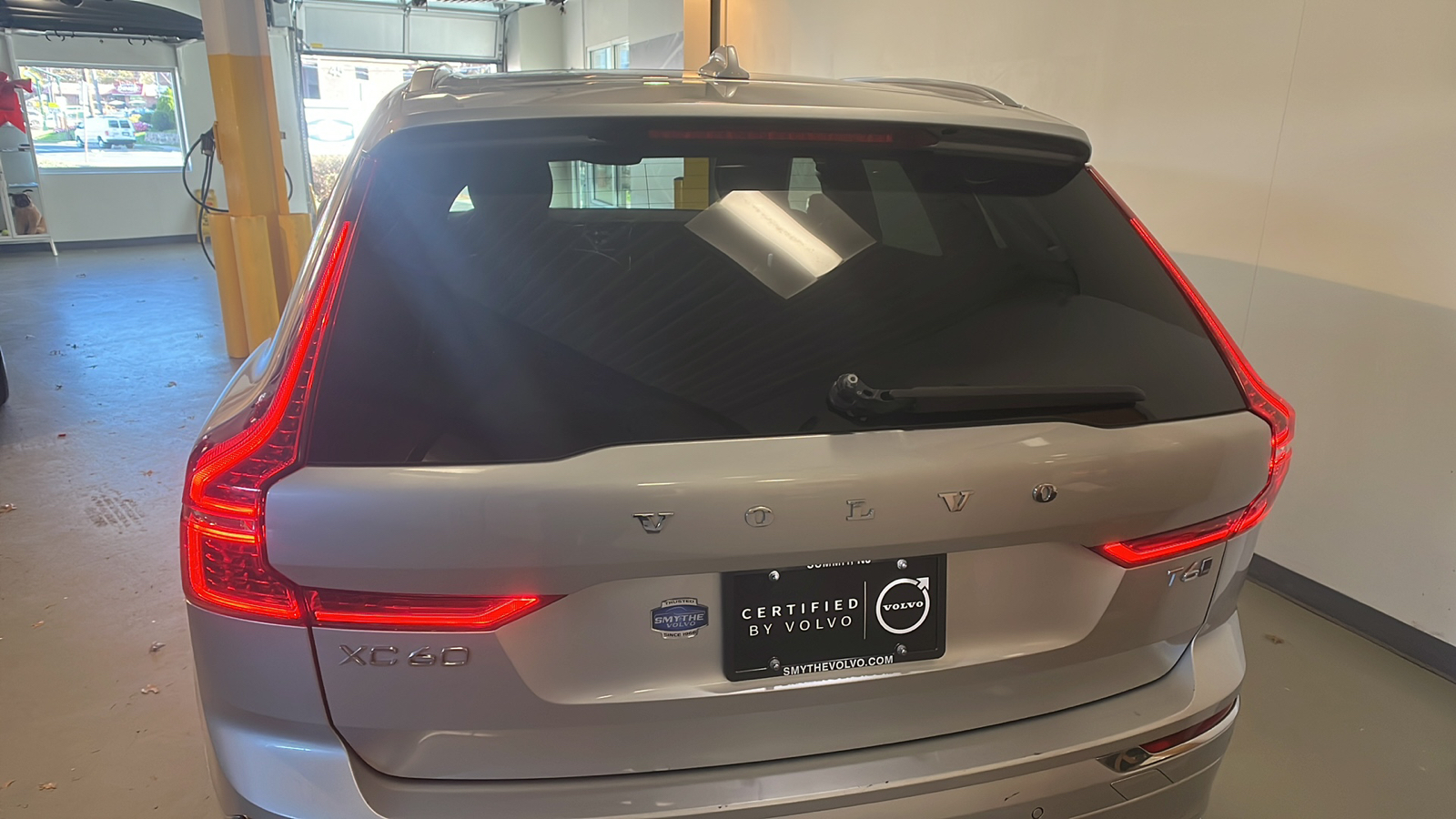 2021 Volvo XC60 T6 Inscription 4