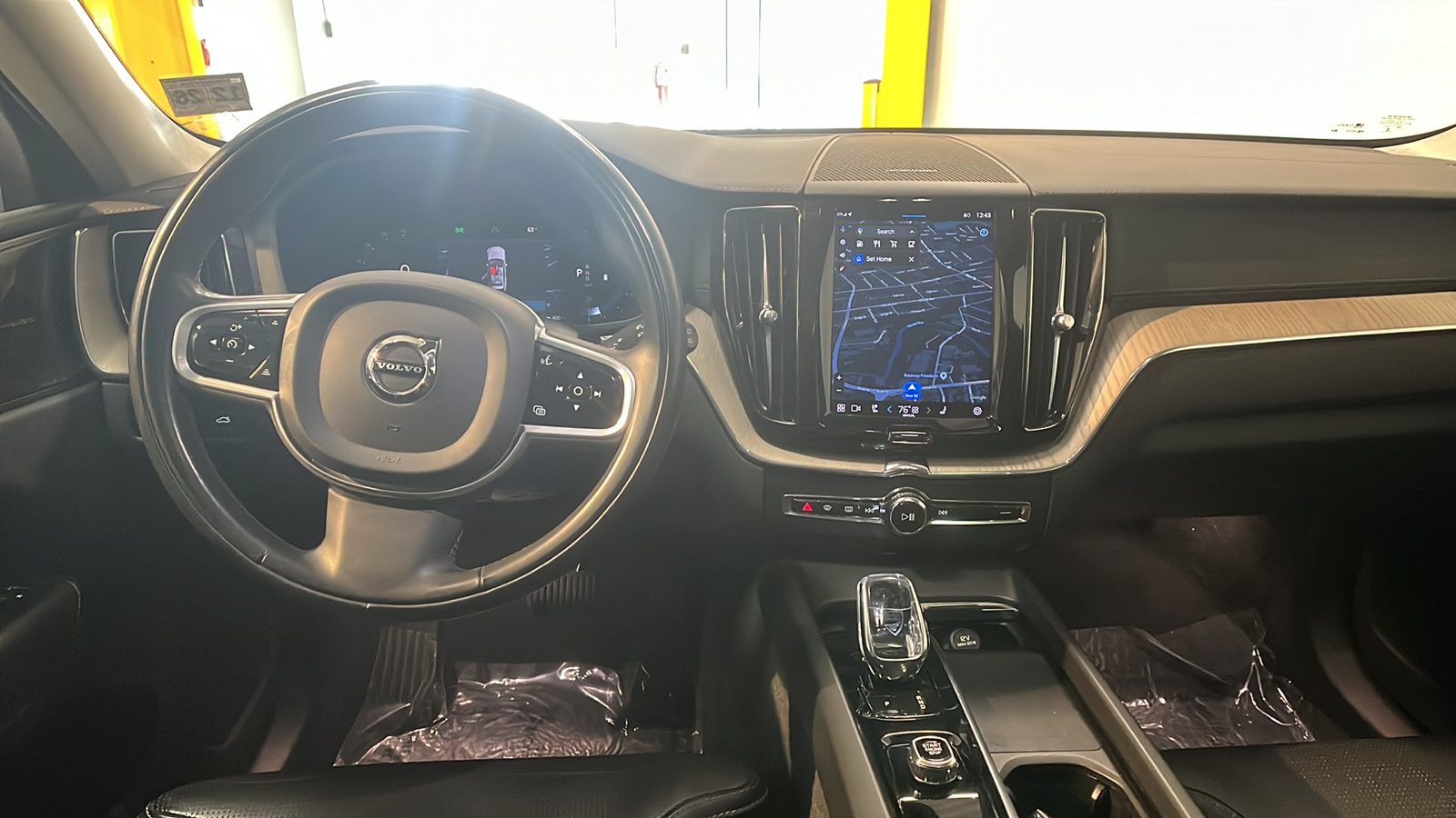 2022 Volvo XC60 B5 Inscription 10