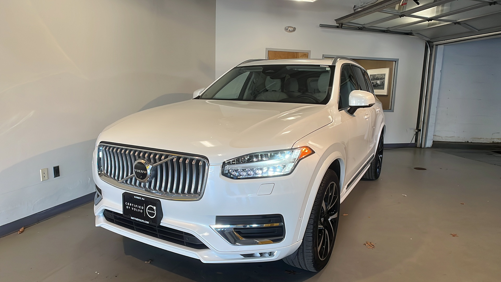 2023 Volvo XC90 B6 Plus 7-Seater 1