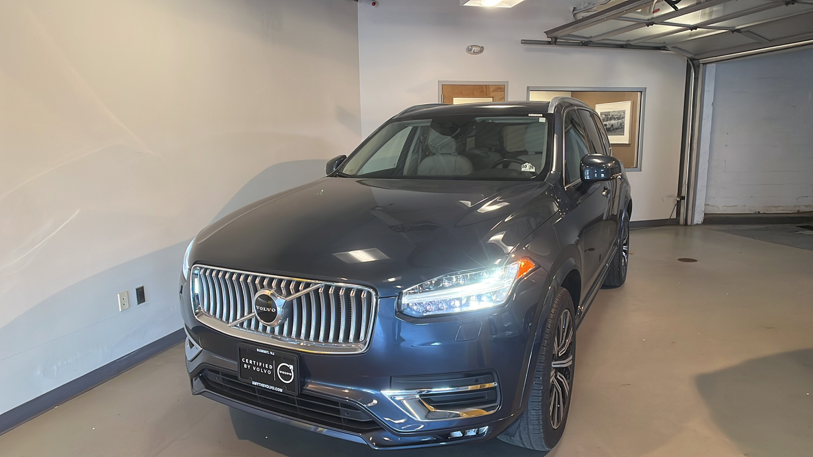 2022 Volvo XC90 T6 Inscription 1