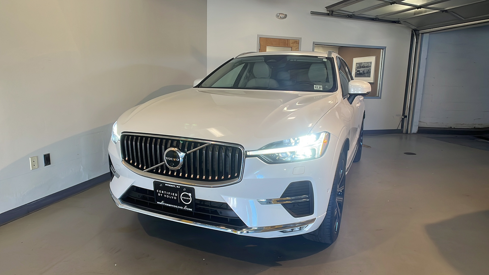 2023 Volvo XC60 Ultimate 1