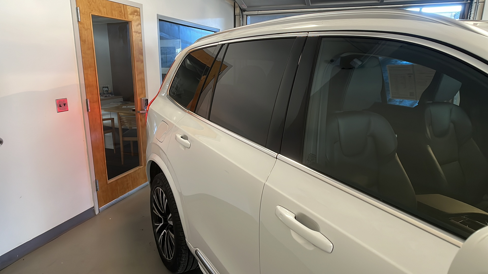 2023 Volvo XC90 Recharge Plug-In Hybrid T8 Plus 6 Passenger 8