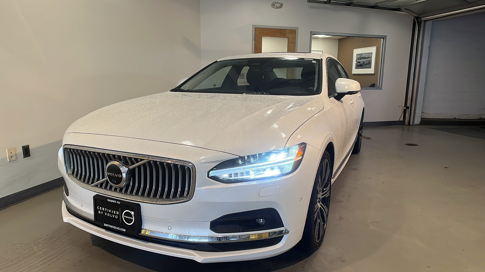 2023 Volvo S90 B6 Plus 1