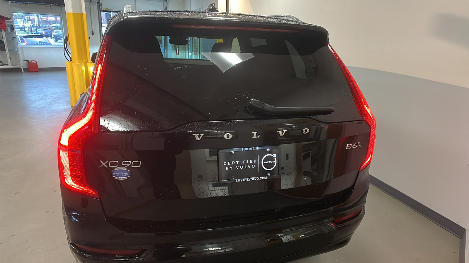 2023 Volvo XC90 B6 Core 4