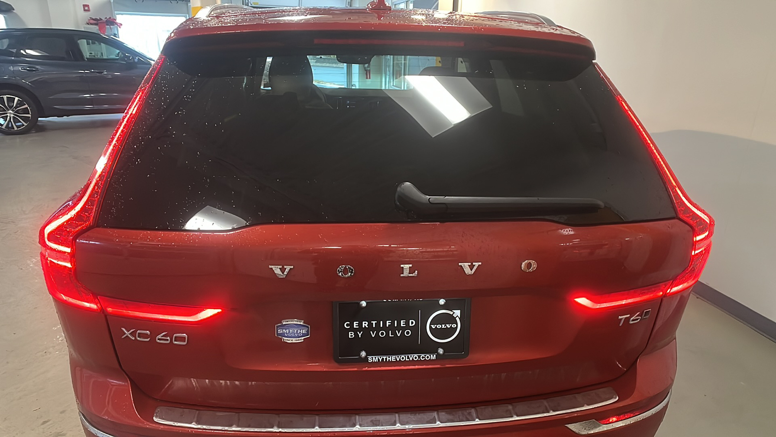 2021 Volvo XC60 T6 Inscription 4