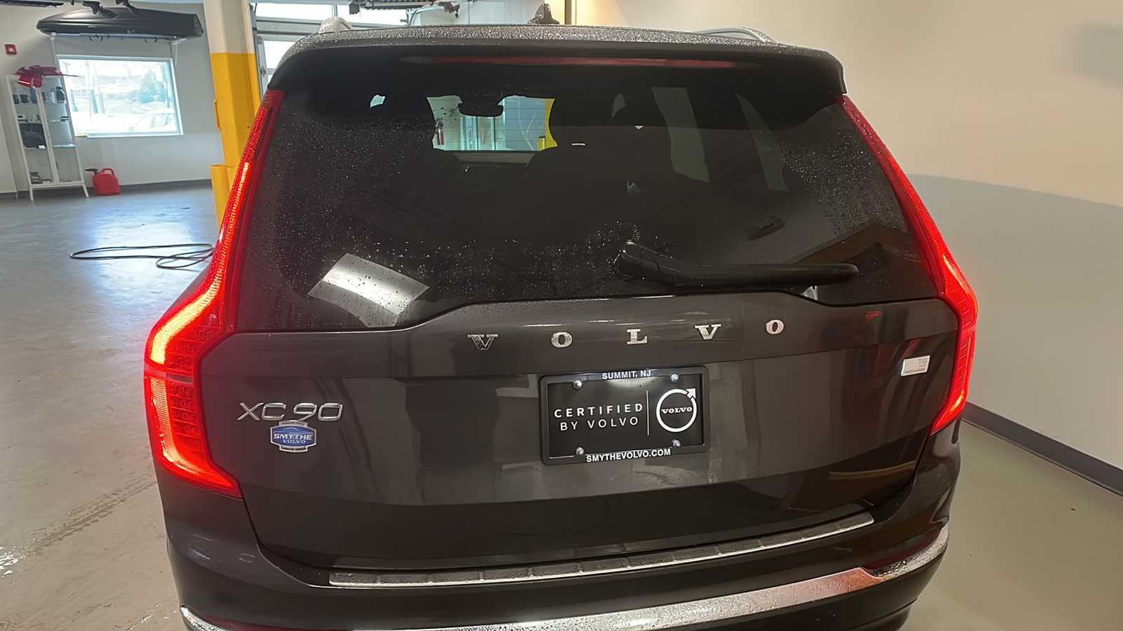 2023 Volvo XC90 Recharge Plug-In Hybrid T8 Plus Bright Theme 7 Passenger 4