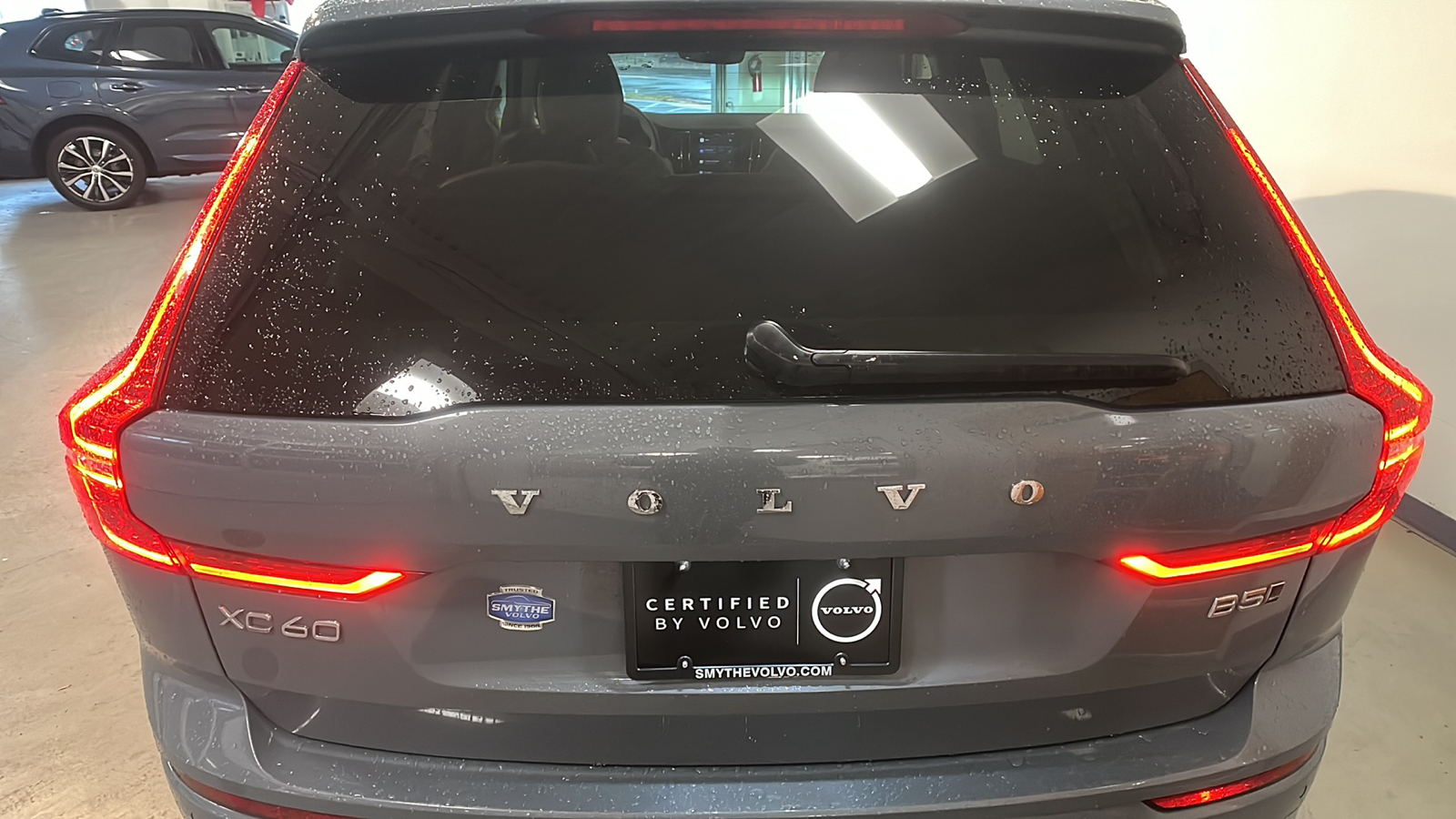 2022 Volvo XC60 B5 Inscription 4