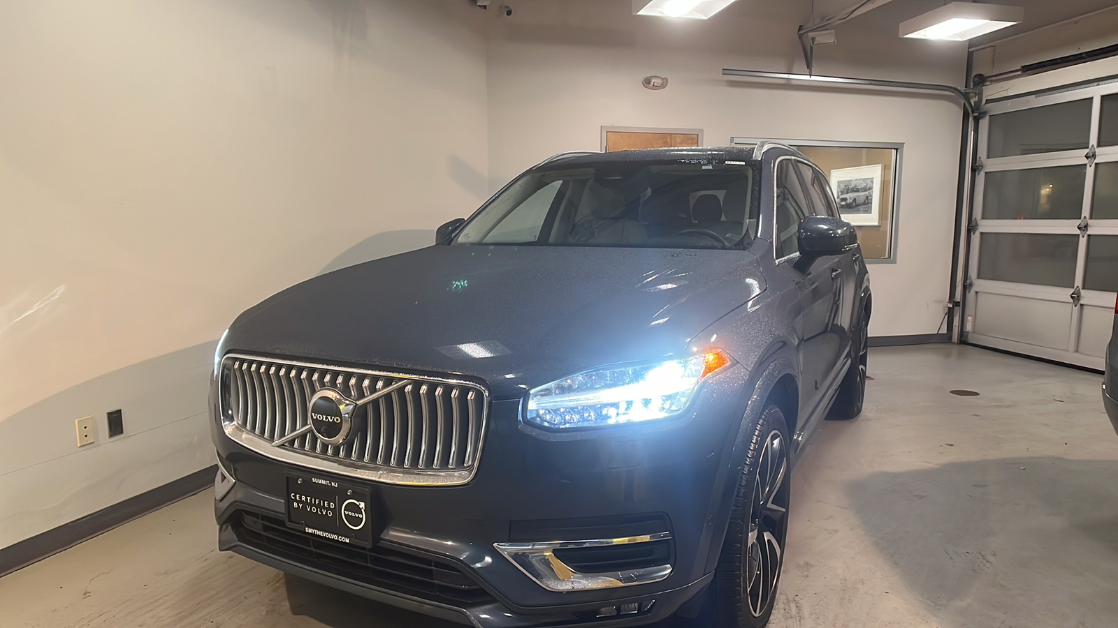 2023 Volvo XC90 B6 Plus 7-Seater 1