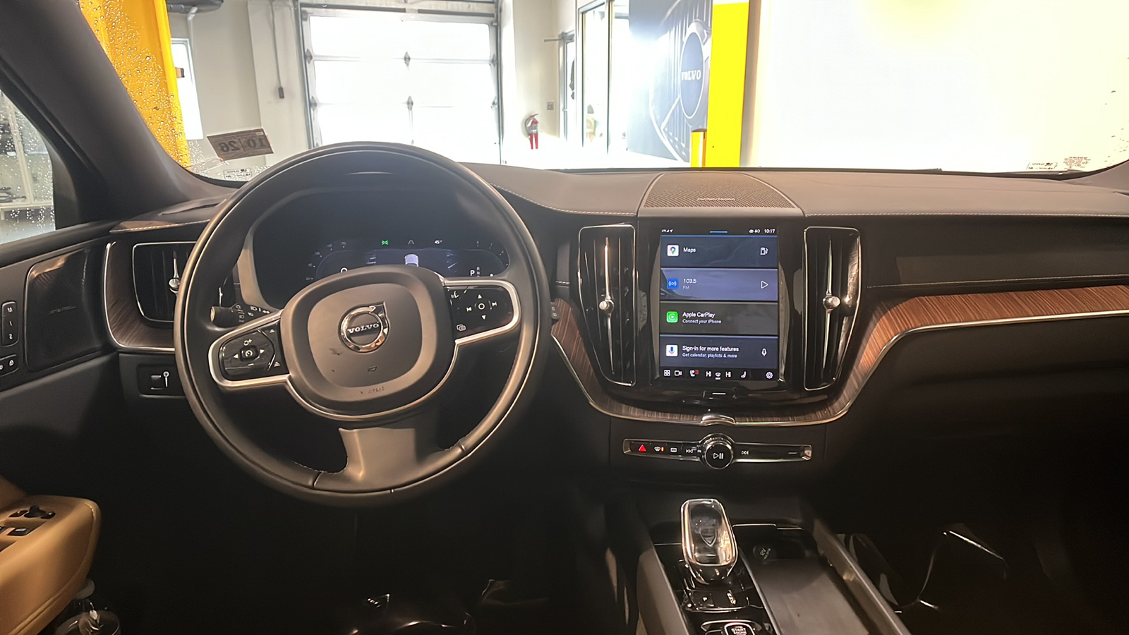 2022 Volvo XC60 B6 Inscription 10