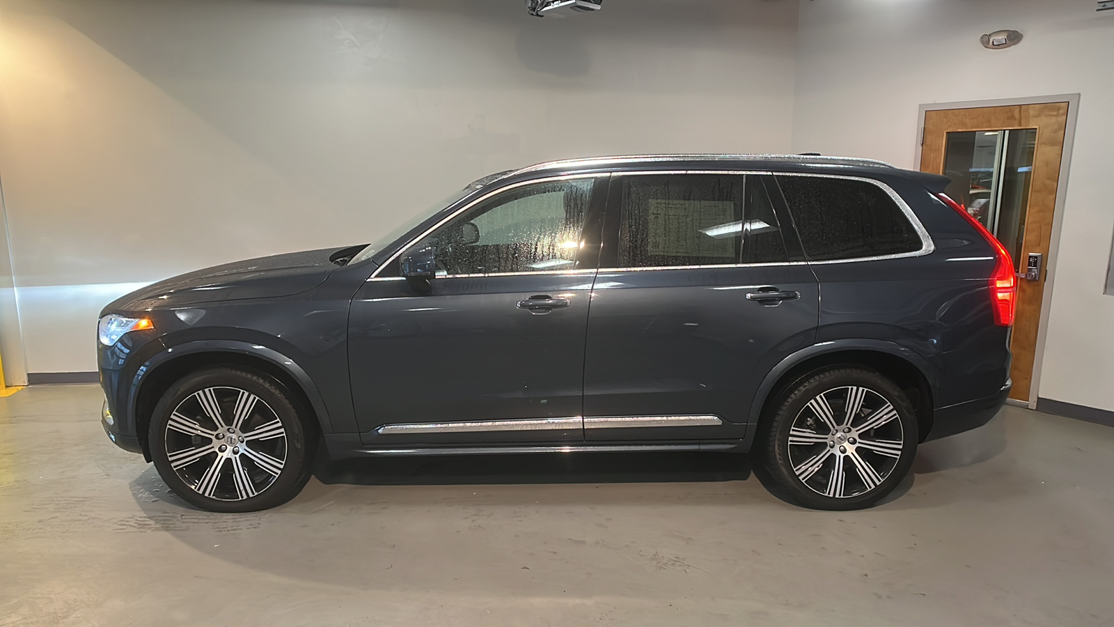 2022 Volvo XC90 T6 Inscription 2