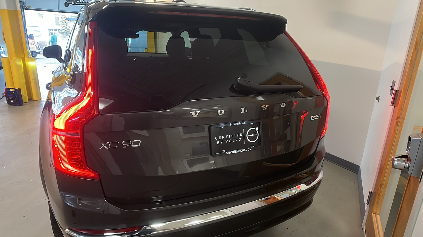 2024 Volvo XC90 B5 Plus 4